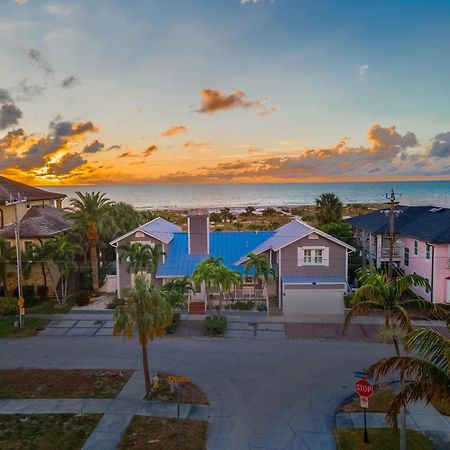 Sunset Breeze - Beachfront Pool Home - Monthly Rental Clearwater Beach Exterior photo