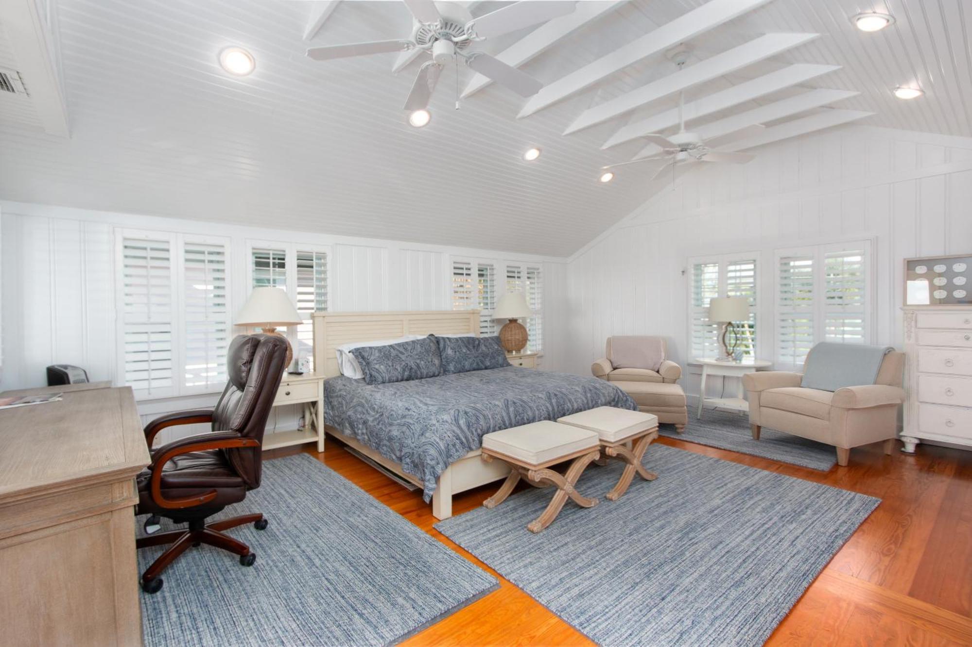 Sunset Breeze - Beachfront Pool Home - Monthly Rental Clearwater Beach Exterior photo